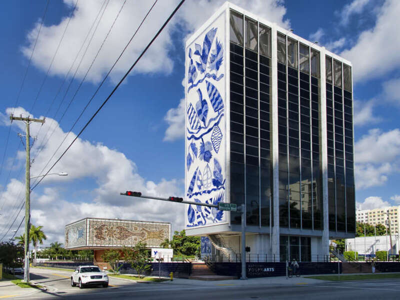 The former Bacardi Plaza at 2100 Biscayne Blvd. is now the headquarters of the National YoungArts Foundation.  The mural of hand-painted blue and white tiles on the side of the tower is by Brazilian artist Francisco Brennand.  The building at the