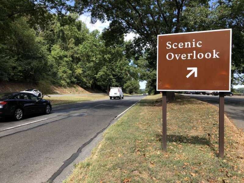 View north along the George Washington Memorial Parkway at an exit for a Scenic Overlook in Arlington County, Virginia