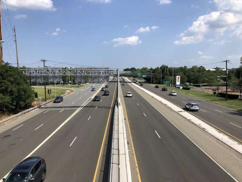 View east along New Jersey State Route 4 (MacKay Highway) from the overpass for New Jersey State Route 444 (Garden State Parkway) in Paramus, Bergen County, New Jersey