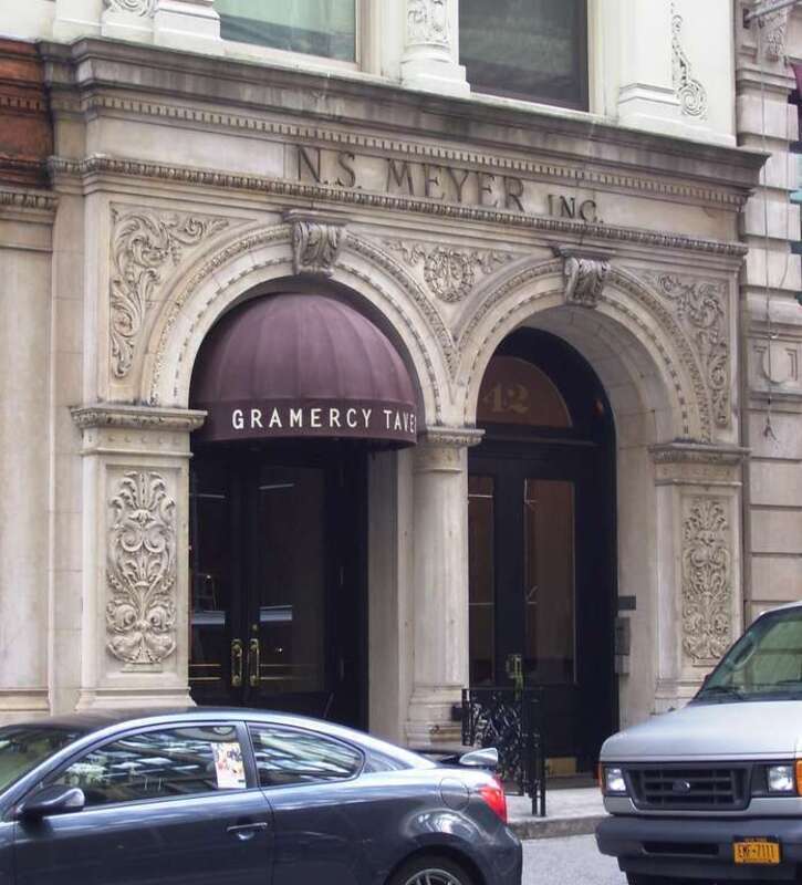 42-48 East 20th Street between Park Avenue South and Broadway in the Flatiron District neighborhood of Manhattan, New York City, was built in 1898-99 and was designed by Neville &amp;amp; Bagge in the Beaux-Arts style. The loft an store building is