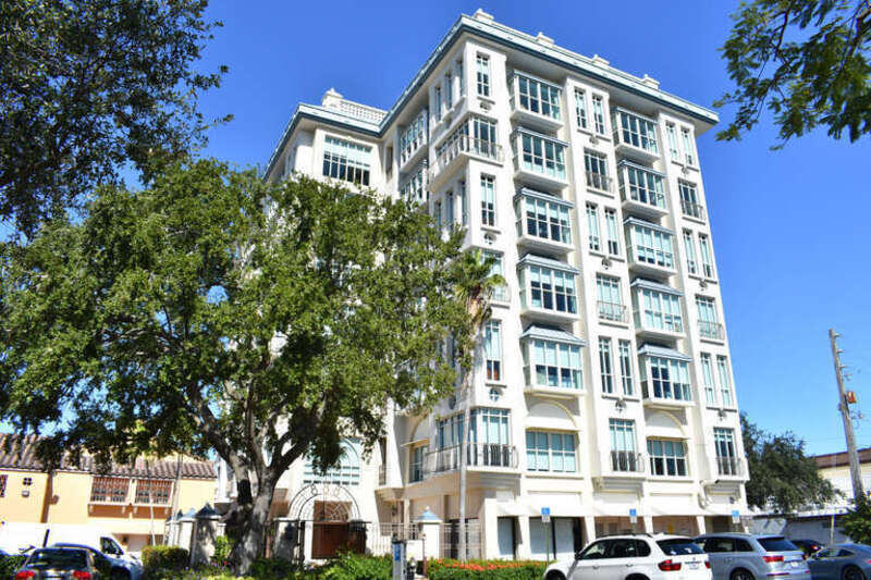 The 888 Building on Las Olas Boulevard in Fort Lauderdale, Florida, was designed by Wells M. Squier (1929-1993).