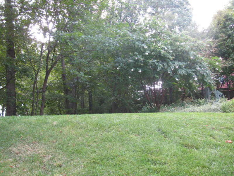 Arlington Ridge Park no signage