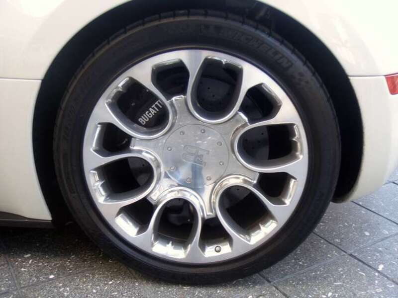 Bugatti Veyron EB 16.4 Grand Sport spotted in Miami.