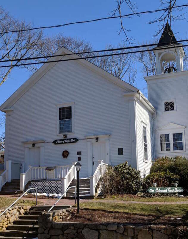 Photo of Olde Colonial Courthouse in Barnstable, MA
