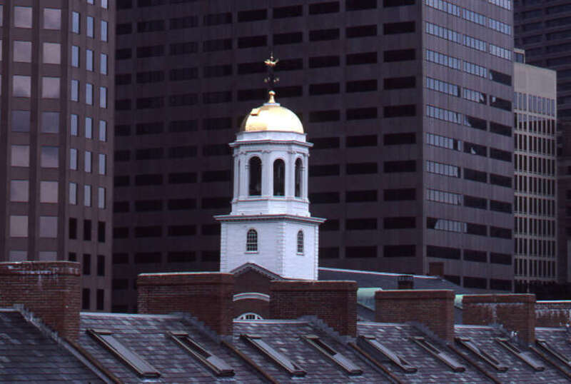 Title: Cupola of Faneuil Hall
Creator: Peter H. Dreyer
Date: 1986 August
Source: Collection 9800.007, Peter H. Dreyer slide collection
File name: 9800007_421
Photographer: Peter H. Dreyer
Rights: Public Domain, Please credit Peter H.