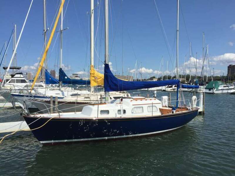 A photograph of Curlew taken in the summer 2017 at Edgewater Yacht Club in Cleveland, Ohio