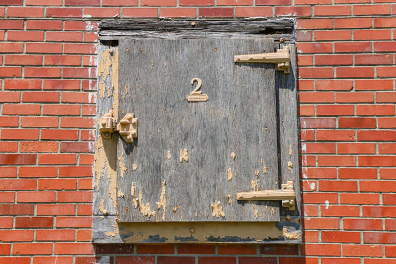 East Des Moines Union Depot, 120 E. Fifth St., Des Moines, Iowa. Built in 1909 by William H. Brereton (1859-1921) for the Des Moines Union Railway, it also served the Wabash Railroad, Chicago Great Western Railway, Chicago Burlington Quincy Railroad,