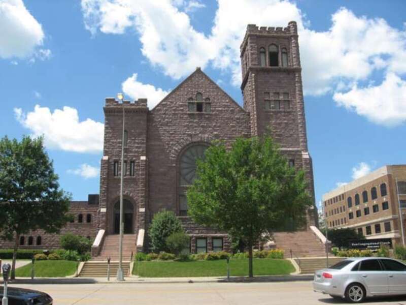 First Congregational Church in downtown Sioux Falls, South Dakota, USA.