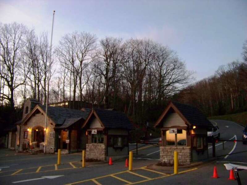 Grandfather Mountain Entrance Road