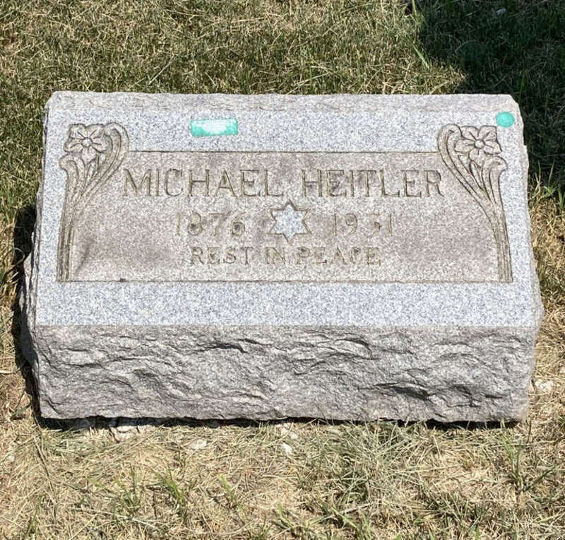 Grave of Mike Heitler (1876–1931) at Waldheim Cemetery Co., Forest Park, IL