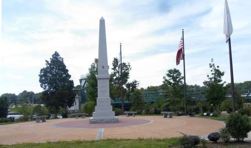 Great Bridge Battle Site, Both sides of the Albemarle and Chesapeake Canal between Oak Grove and Great Bridge Chesapeake (Independent city)