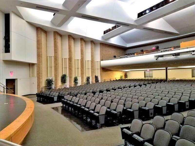 Irving High School auditorium (Irving, TX)