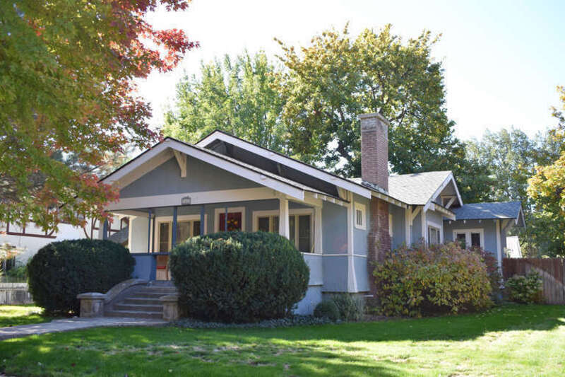 The John and Sarah Pemberton House is part of the Caldwell Residential Historic District, also known as the Steunenberg Historic District.