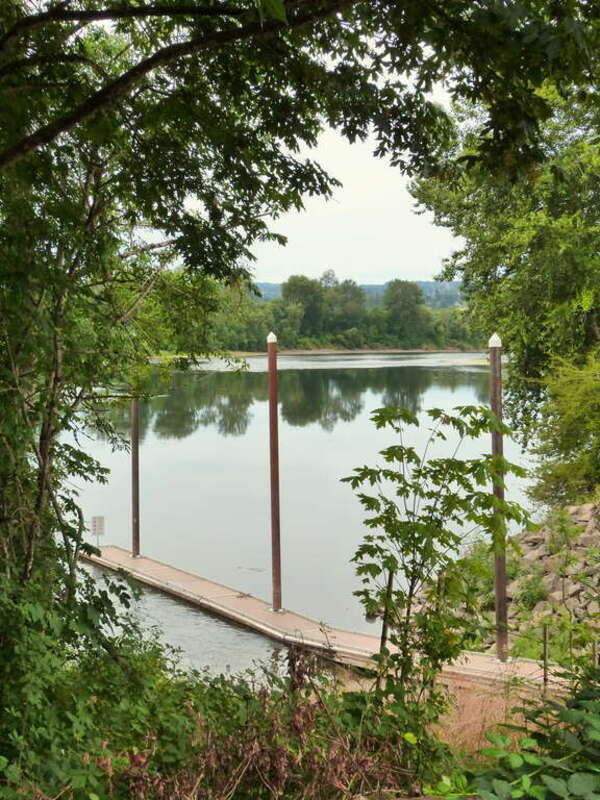 Recreational dock on the Willamette River at Keizer Rapids Park, Keizer, Oregon, United States.