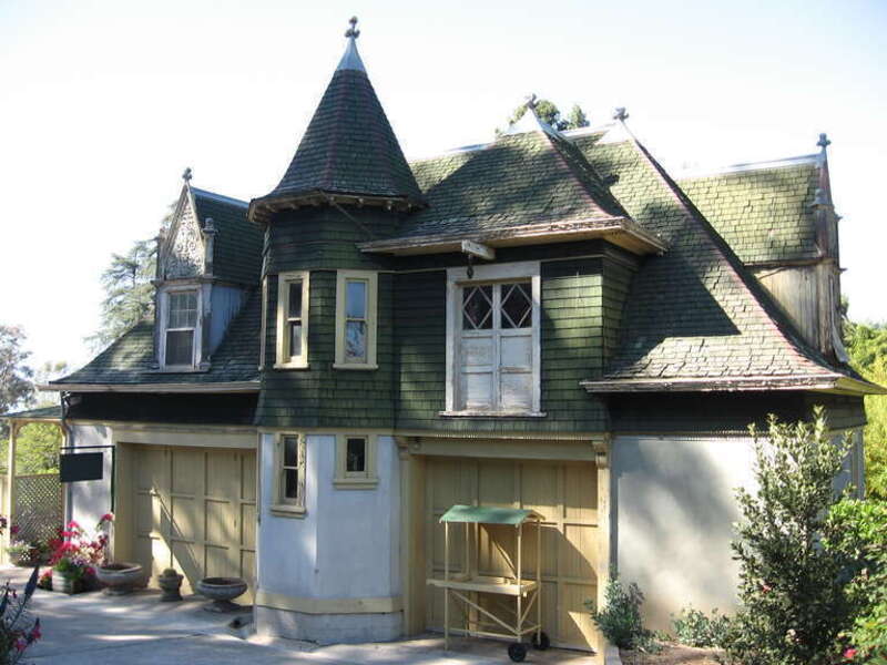 en:Kimberly Crest carriage house