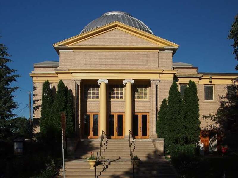 Lake Harriet United Methodist Church, 4401 Upton Ave. S., Minneapolis, Minnesota, USA.  Viewed from the west.  


This is an image of a place or building that is listed on the National Register of Historic Places in the United States of America. Its