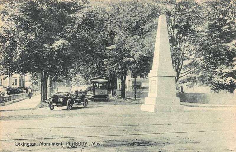Divided back postcard of the Lexington Monument in Peabody, Massachusetts, postmarked 1910. A streetcar arriving from Lynn is at right.