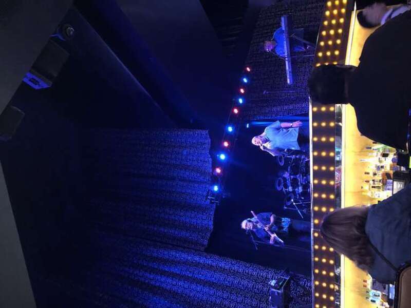 Live music at Atlantis Casino Resort Spa