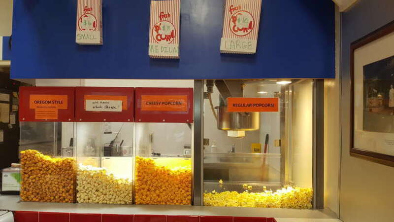 Lloyd Center, January 2022