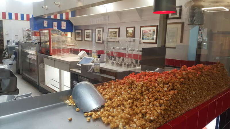 Lloyd Center, January 2022