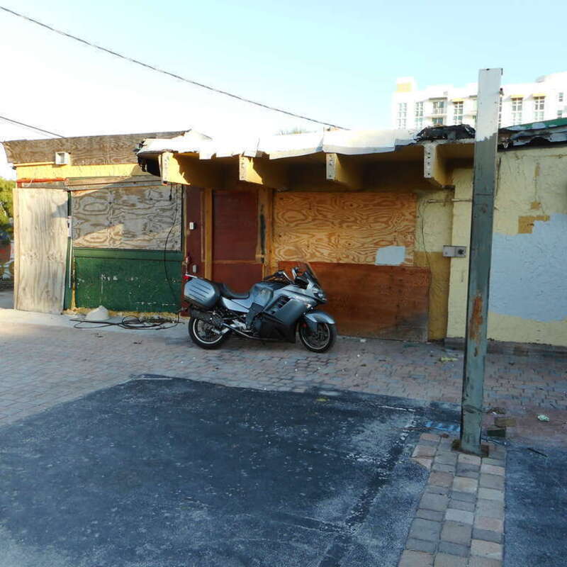 Maguires Hill 16 bar in Fort Lauderdale, Florida demolition