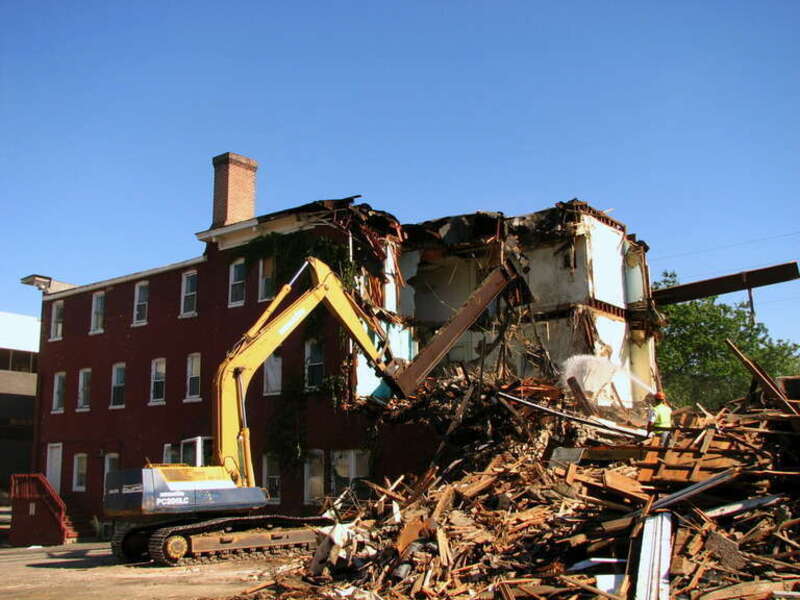 Demolition of the historic Maxwell Guest House, also known as the Pierce House, at 426 Second Avenue SW in Rochester, Minnesota. Photo by Chad Johnson.