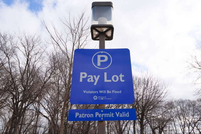 The neighborhood of Cedar-Isles-Dean is in the Calhoun-Isles community.
Minneapolis is split into 11 communities which are split into 85+ neighborhoods. My goal in 2022 is to take photos in all neighborhoods in Mpls in roughly alphabetical
