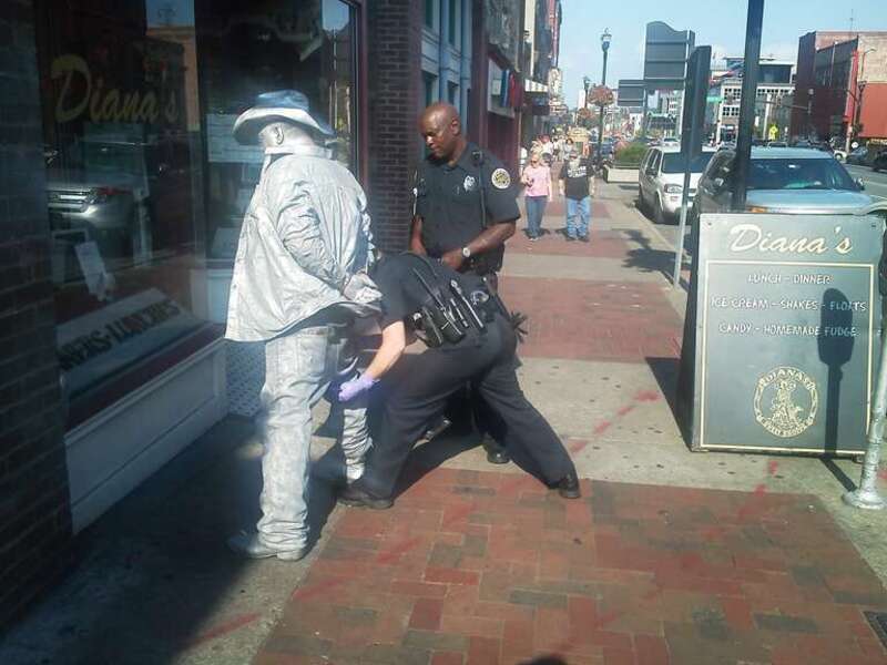Nashville Police Officers Arrest Tin Man