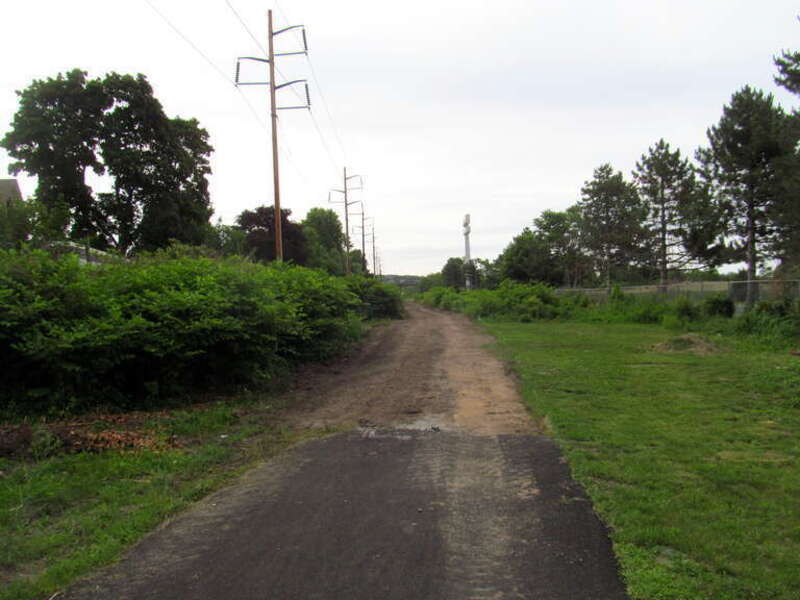 The Northern Strand Community Trail at the Malden/Revere border in June 2015. The Revere section was not yet paved at that time.