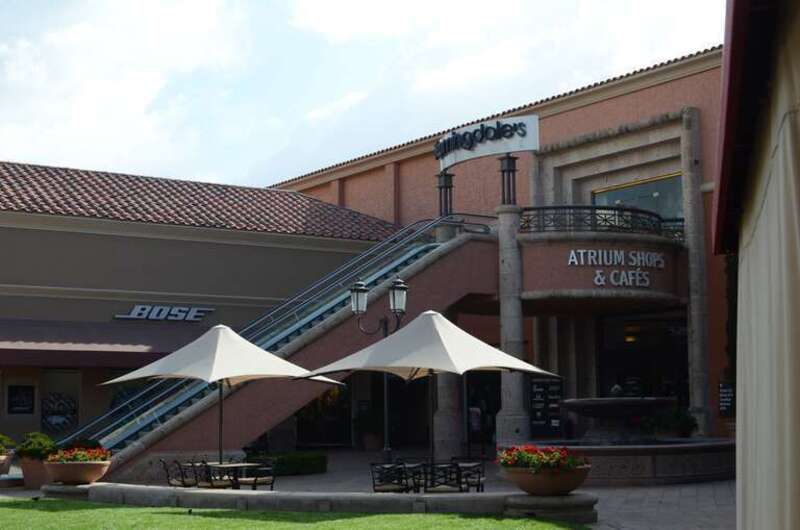 Perfect Day in Fashion Island, Newport Center, Newport Beach, Ca, USA