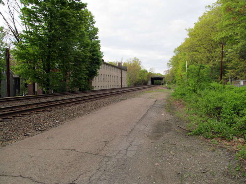 Abandoned platform at the former Riverside mainline station in May 2012
