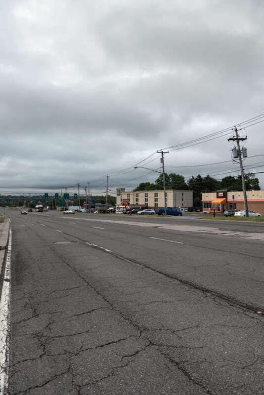 Road - Liverpool, New York, USA - August 12, 2015