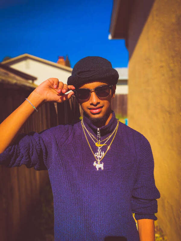 real name: Sameer Ali 
artist name: Yhung.Sammy
age: 16 

birthday: September 9th