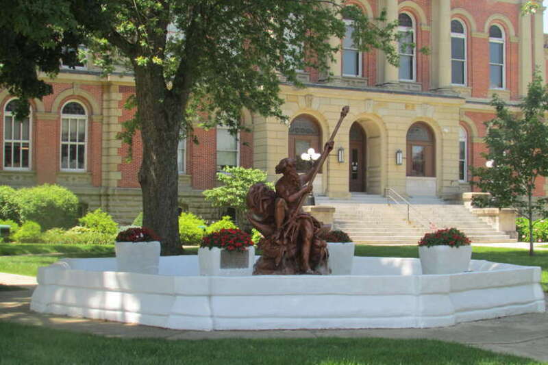 Neptune Fountain on Courthouse Square.