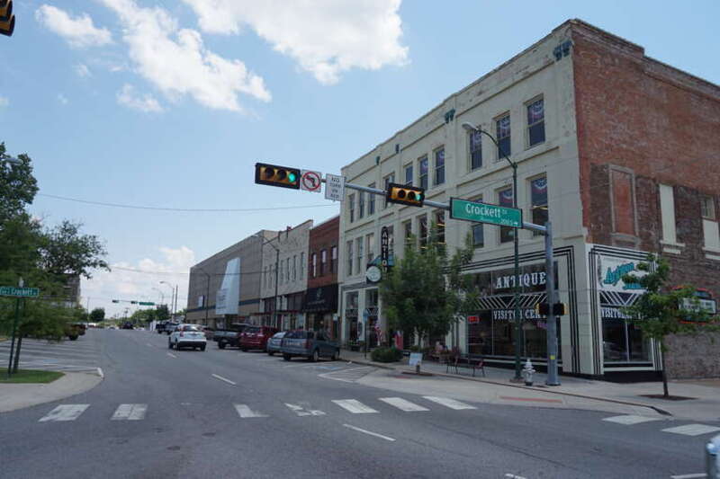 Lamar Street in Sherman, Texas (United States).