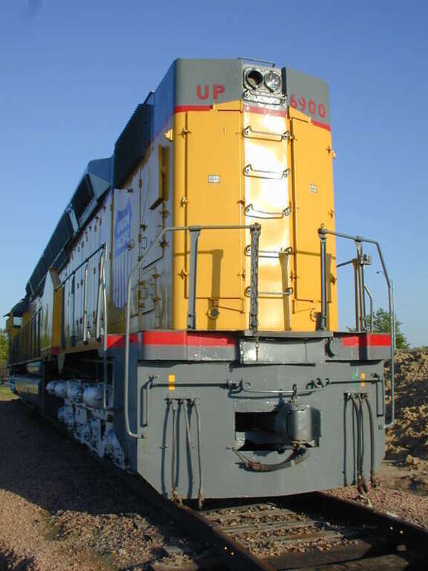 Union Pacific EMD DDA40X 6900, the class locomotive (first one built) taken in  Omaha, Nebraska. The locomotive has since been relocated to Kenefick Park.

This image is of the rear pilot and hood.