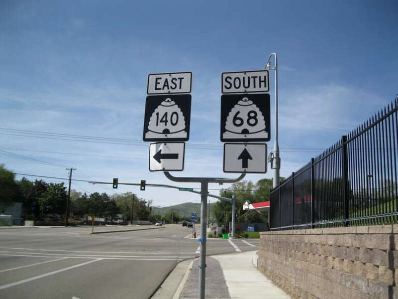 UT-68/140 Junction Assembly, Looking South