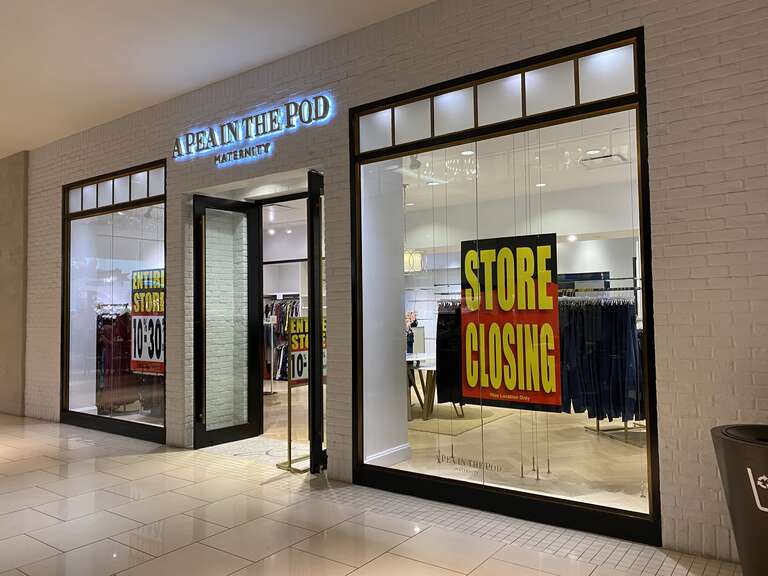 A Pea in the Pod Store Closing Aventura Mall