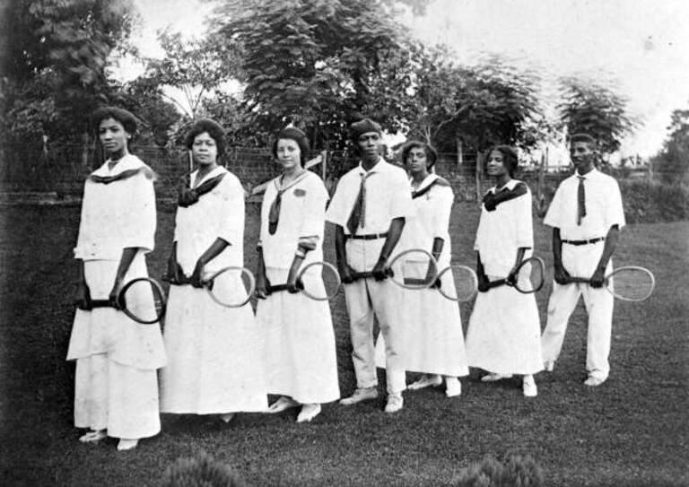 Local call number: PR12706
Title: FAMU Students and instructors with tennis equipment: Tallahassee, Florida
Date: 1915
General note: L-R: Willie B. Deas, Mrs. Ruby G. Wilson, Callie Barnett, Professor Homer Thomas, Mrs. Aline Mapp, Hattye B. Palmer,
