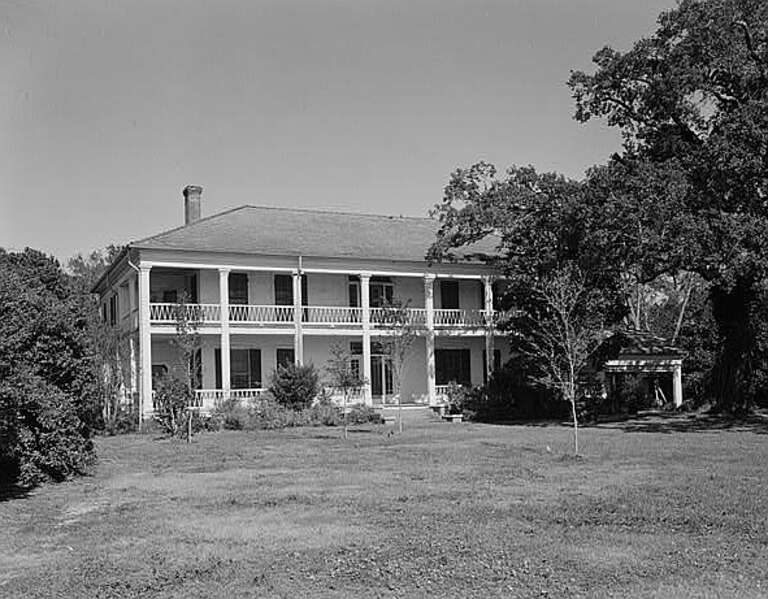Front view of Milner House (also known as Grass Lawn), Gulfport, Harrison County, Mississippi, USA.  Constructed in 1836 and added to National Register of Historic Places (NRHP) 1972-07-31.  The house was destroyed during Hurricane Katrina and was