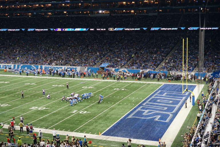 Minnesota kicking a field goal during the Minnesota Vikings vs. Detroit Lions game at Ford Field in Detroit, Michigan (United States). Minnesota won 27–9.