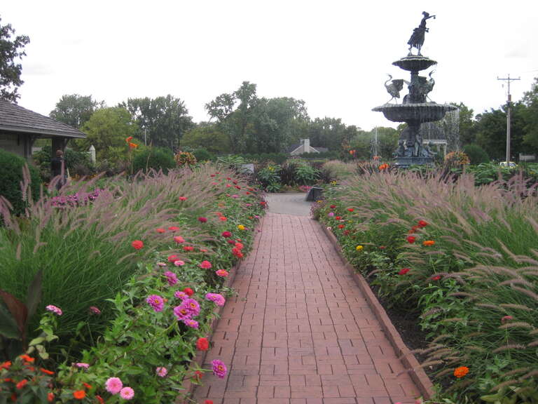 Statue in Clemens Gardens

Photo that I took in Clemens Gardens, Saint Cloud, Minnesota.