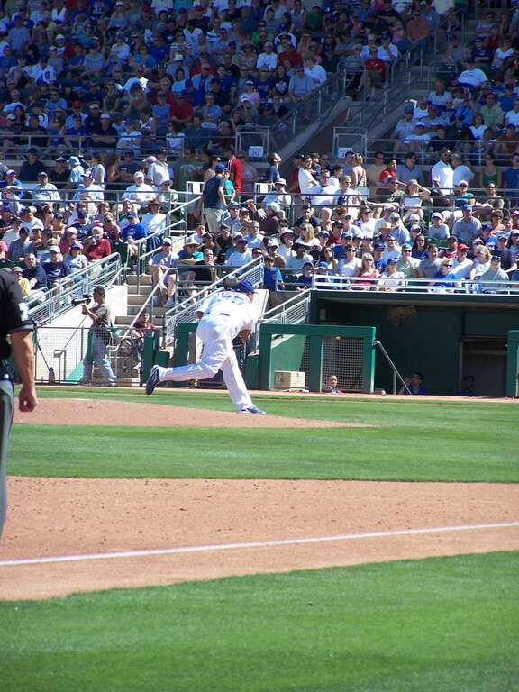 The quick working Zambrano would pitch six innings, give up one run and four hits, but strike out six, getting the win over the Mariners. He would also go 1 for 2 with a double, scoring his team's first run.