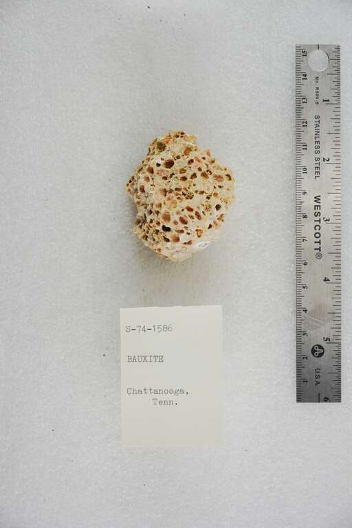 Chattanooga
Tennessee, USA

S-74-1586