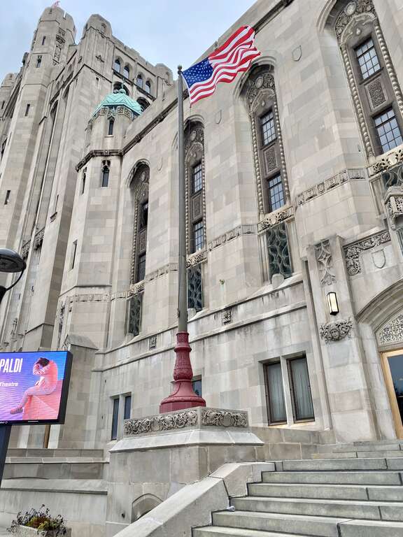 Built in 1920-1926, this massive Gothic Revival-style building was designed by George D. Mason to serve as the main Masonic Temple for Detroit.  The building is the world’s largest Masonic Temple, with three ballrooms and banquet halls, a large drill