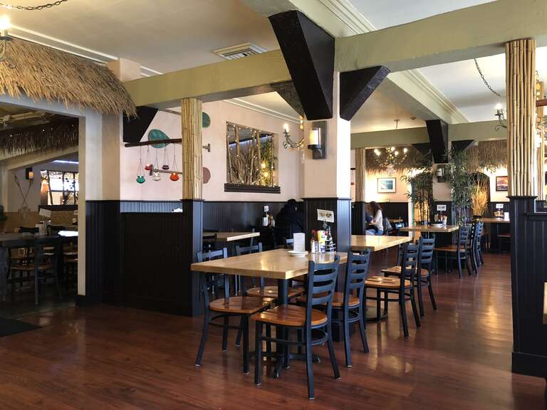 Flying Fish Bar and Grill Half Moon Bay