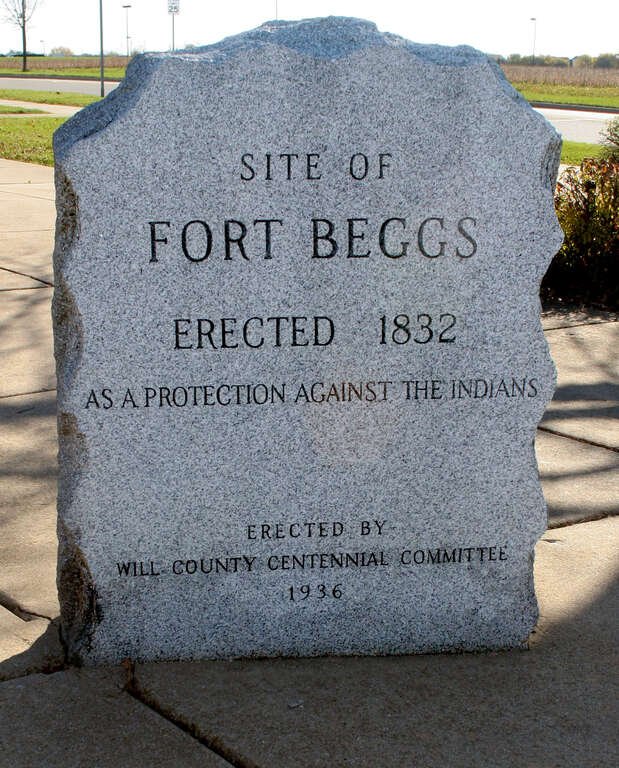 The monument marking the location and date of Fort Beggs in Plainfield, Illinois.