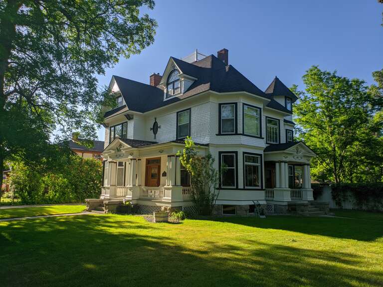 Fratt-Link House in Billings, Montana. Listed on the National Register of Historic Places.