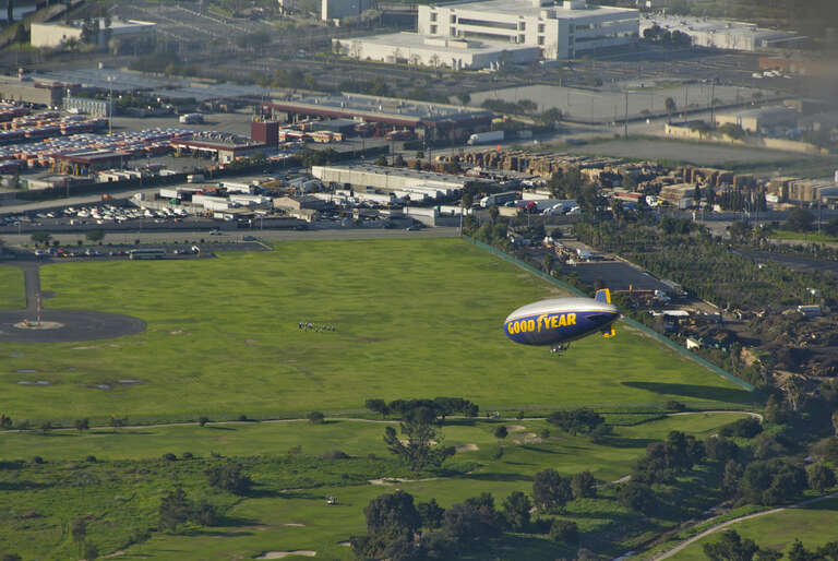 Goodyear blimp Spirit of America returning to its base
