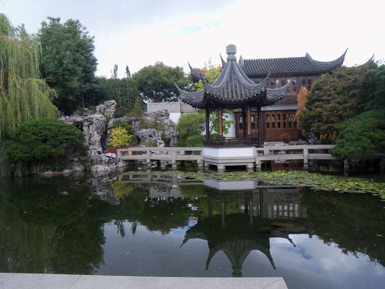 Lan Su Chinese Garden